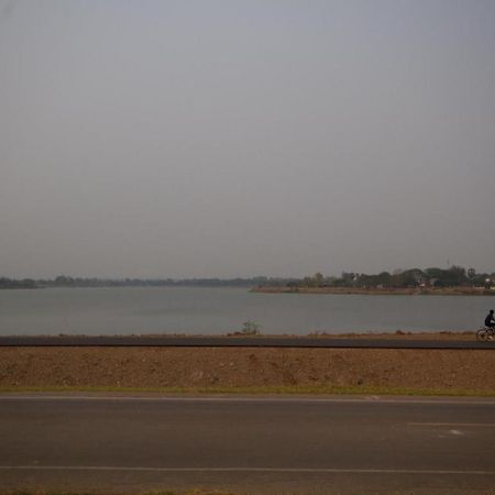 Ratchapreuk Resort Kalasin Exterior photo