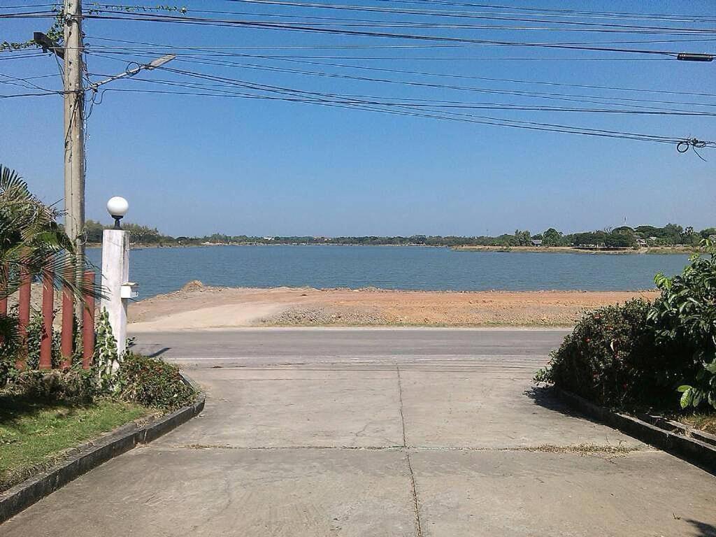 Ratchapreuk Resort Kalasin Exterior photo